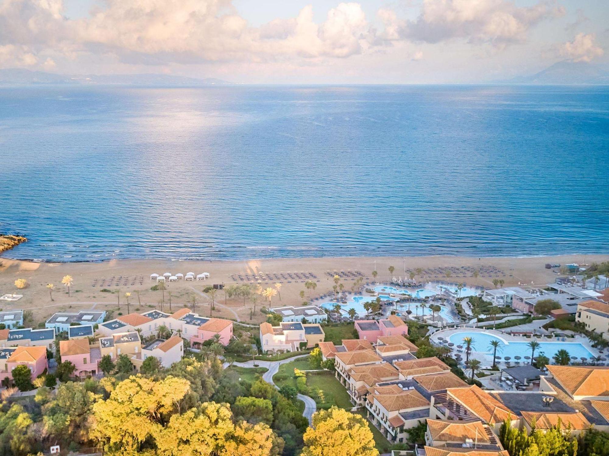 Grecotel Luxme Oasis At Riviera Olympia & Aqua Park Loutra Killinis Exterior foto