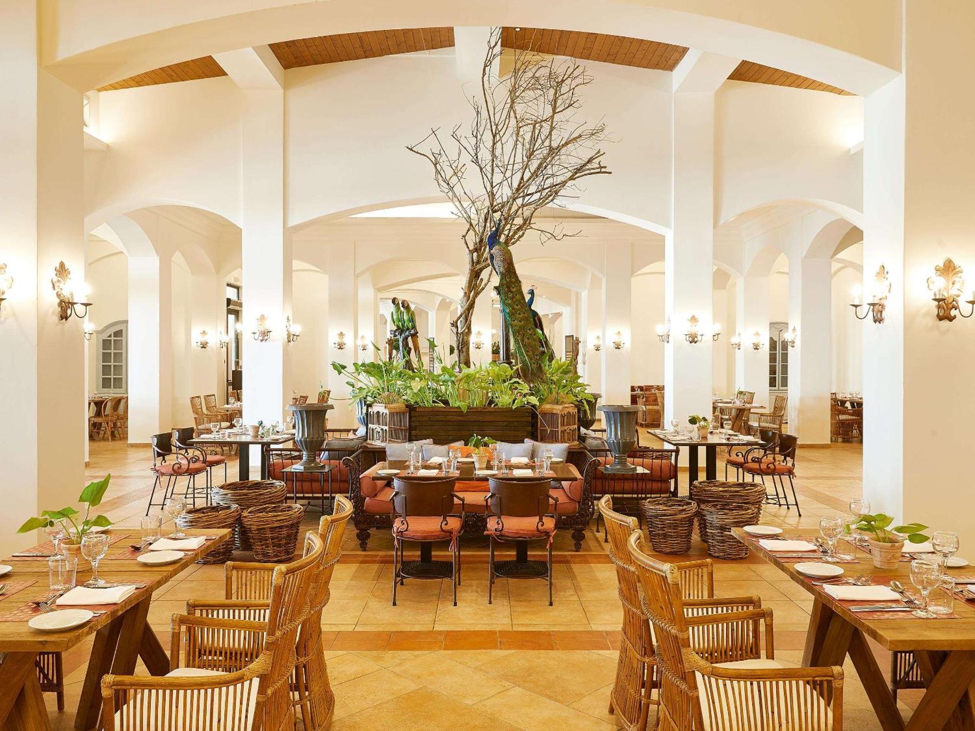Grecotel Luxme Oasis At Riviera Olympia & Aqua Park Loutra Killinis Exterior foto